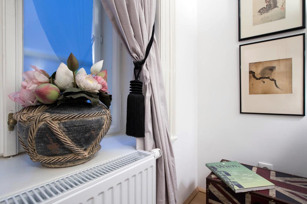 Apartment Schottenring Виена Стая снимка