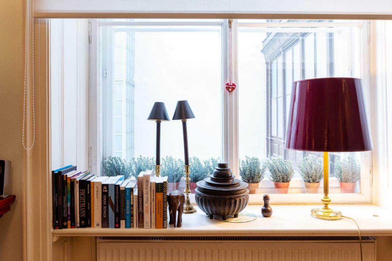 Apartment Schottenring Виена Екстериор снимка